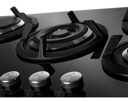 Detail plynové varné desky s otočnými knoflíky