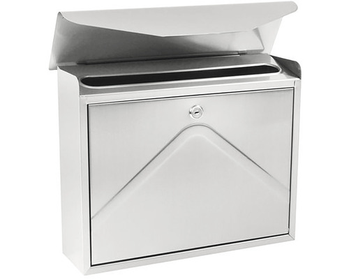 Nerezová poštovní schránka se zámkem a otevřenou klapkou