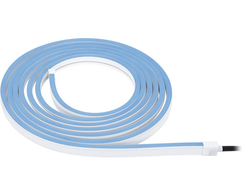 Ohebný LED světelný pásek pro vnitřní použití, srolovaný.