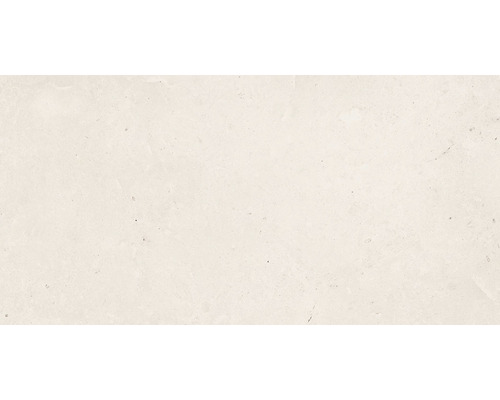 Světlý, strukturovaný povrch omítky