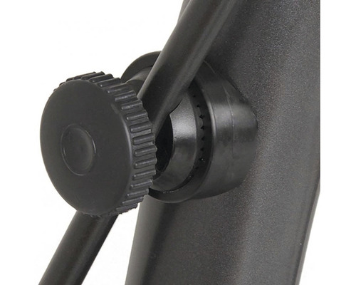 Detailní záběr stativu s nastavovacím knoflíkem pro upevnění