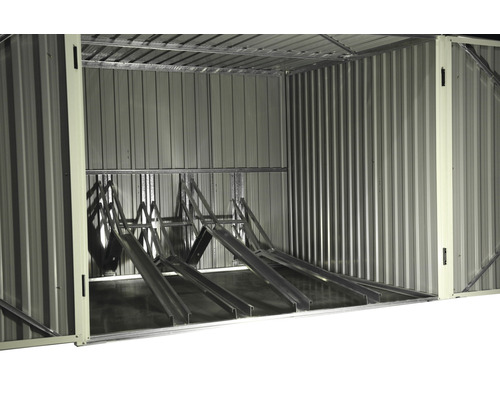 Box na kola se třemi stojany na kola