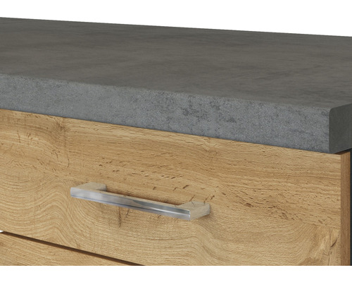 Detail nábytku s pracovní deskou a zásuvkou