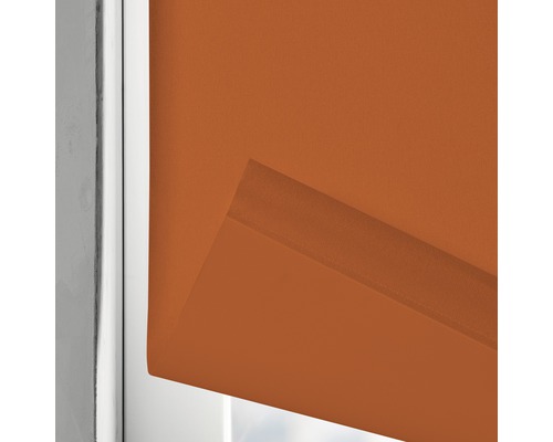 Stínění rolety na okně