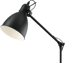 Stojací lampa s nastavitelným ramenem pro flexibilní osvětlení
