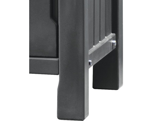 Detailní pohled na úložný box z plastu