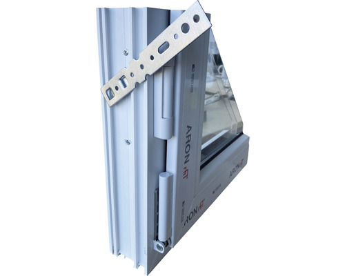 Okenní profil s upevňovacím úhelníkem