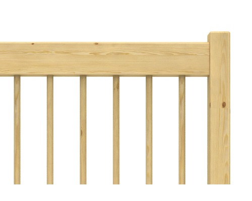 Dřevěný plot s tyčemi