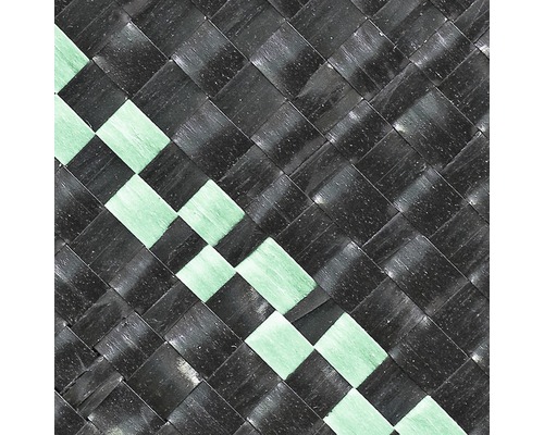 Pletená rohož se vzorem