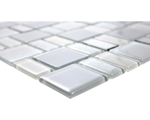 Skleněná mozaiková dlaždice