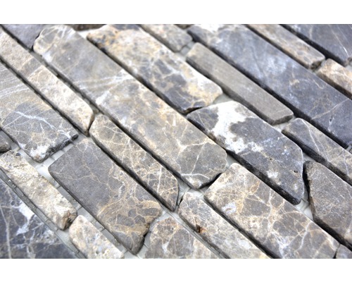 Mozaikové dlaždice z přírodního kamene v podlouhlém tvaru