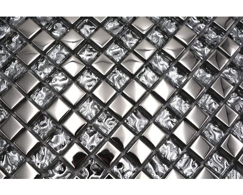 Mozaikové dlaždice ze skla a kovu ve čtvercovém formátu