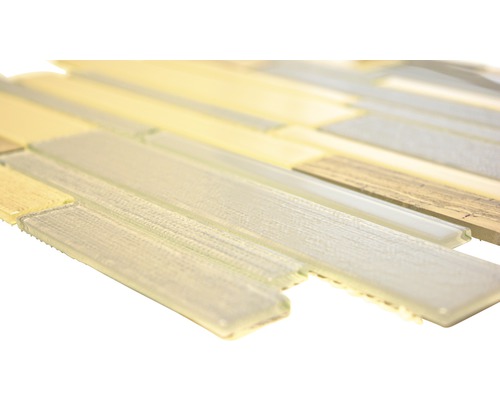 Mozaika ze skla a dřeva