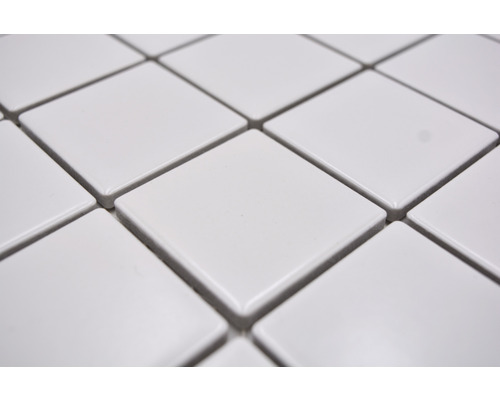 Čtvercové dlaždice, detailní záběr