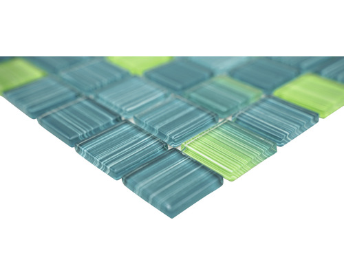 Skleněná mozaiková dlaždice se čtvercovými tvary