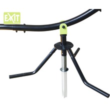 Detailní pohled na zahradní houpačku EXIT Toys s trojnožkou