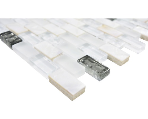 Mozaiková dlaždice ze skla a přírodního kamene