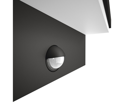 Nástěnné svítidlo s pohybovým senzorem na zdi