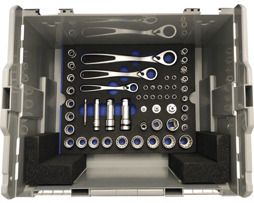 Kufrík na nářadí s ráčnovým klíčem a nástrčnými klíči