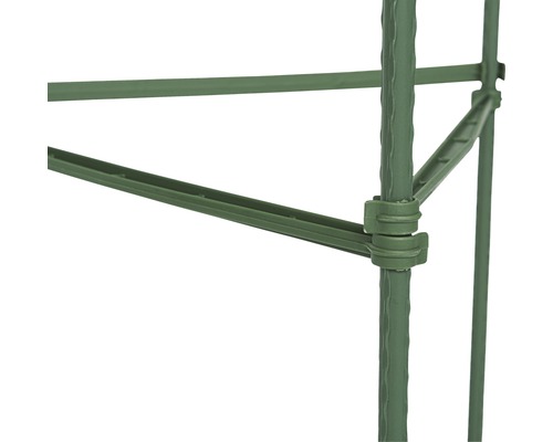 Detailní záběr plastového zahradního regálu