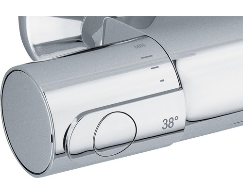 Detail termostatu vodovodní baterie s nastavením teploty