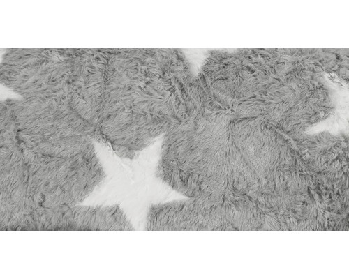 Koberec se vzorem hvězd