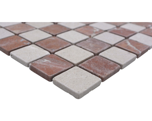 Mozaikové dlaždice z přírodního kamene ve formátu 30 x 30 centimetrů