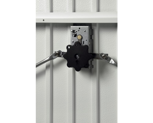 Zámkový mechanismus zahradního úložného boxu