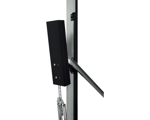 Detailní pohled na pohon garážových vrat s pružinami