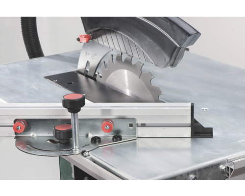 Stolní kotoučová pila s pilovým kotoučem a dorazem