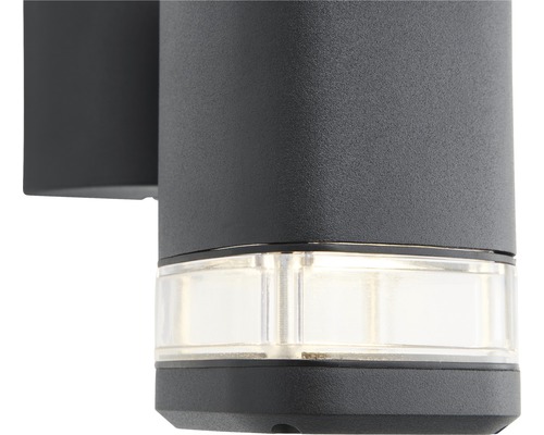 Detail nástěnné lampy