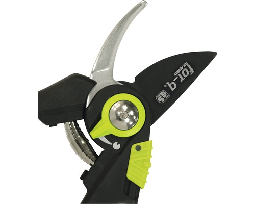 Zahradní nůžky se značkou GS