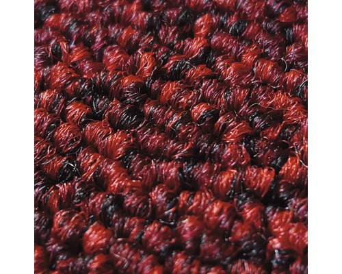 Detail červeného koberce