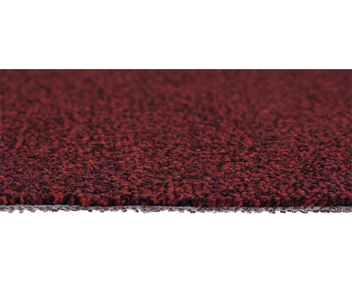 Detail červeného koberce