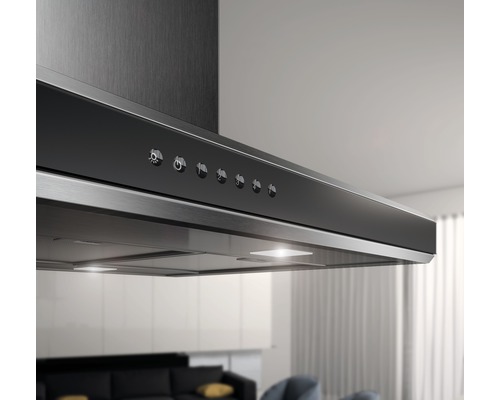 Digestoř s ovládacím panelem a osvětlením