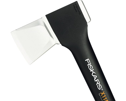 Sekera Fiskars s ocelovou hlavou a rukojetí FiberComp