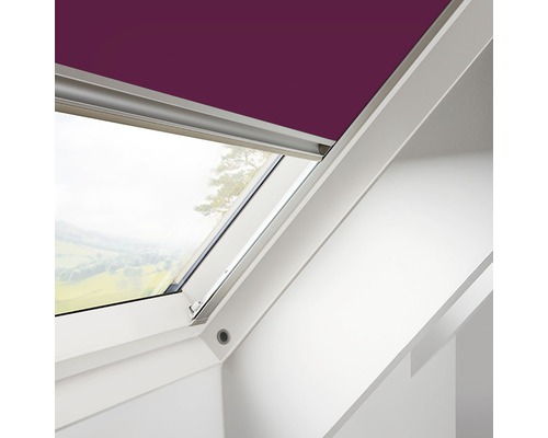 Střešní okno s zatemňovací roletou