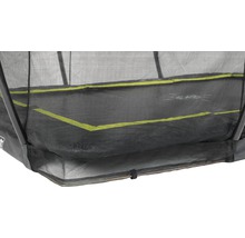 Detail trampolíny s bezpečnostní sítí