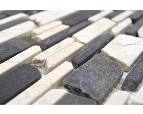 Mozaiková dlaždice s vzhledem přírodního kamene