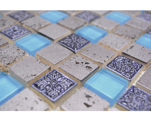 Mozaikové dlaždice ze skla a kamene pro stěny a podlahy