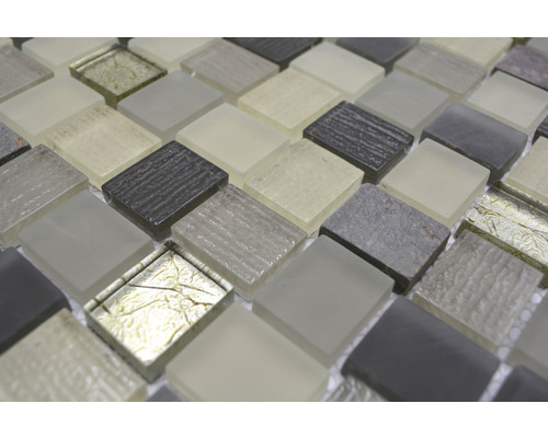 Mozaikové dlaždice s čtvercovými prvky