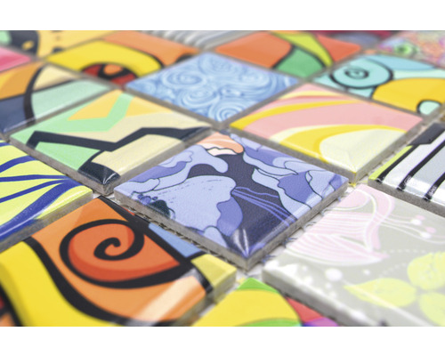 Mozaikové dlaždice s různými vzory