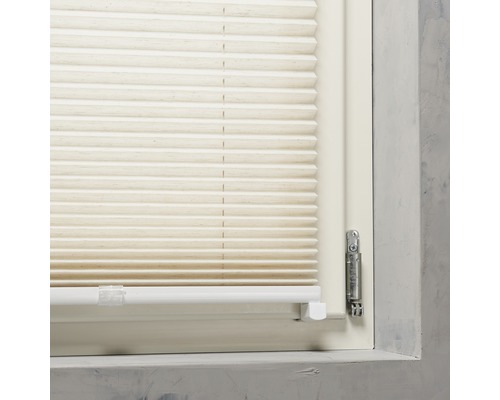 Detail plisé žaluzie v okně