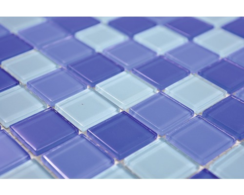 Čtvercové mozaikové obklady ze skla