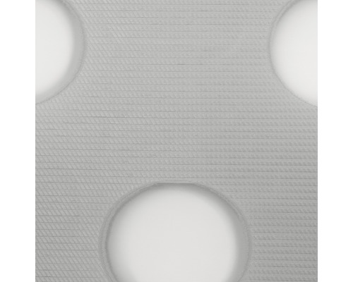 Detailní pohled na perforovanou desku