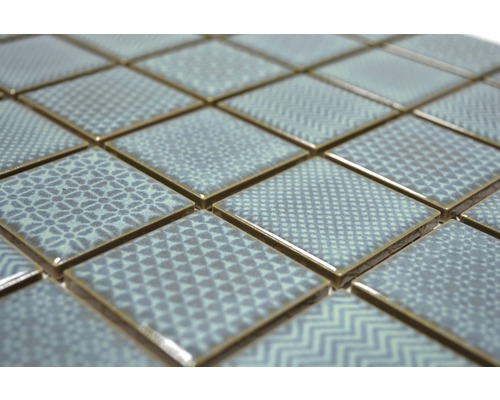 Mozaikové dlaždice s různými vzory