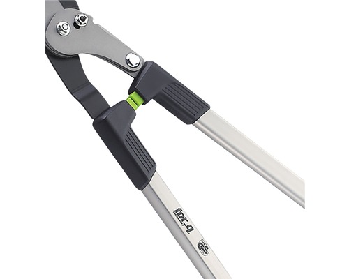 Zahradní nůžky s hliníkovými rukojeťmi a značkou GS