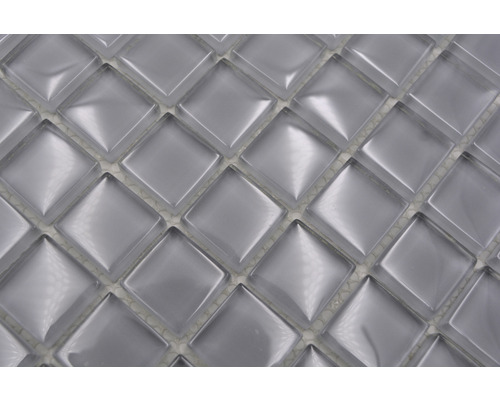 Detail skleněných mozaikových dlaždic