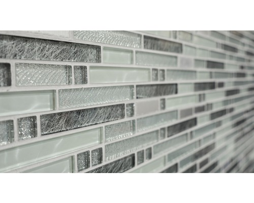 Mozaiková dlaždice se skleněným a kovovým efektem