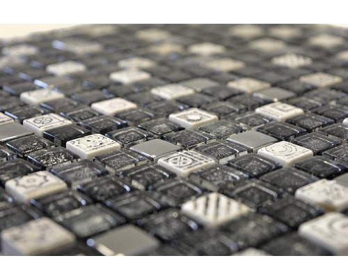 Mozaikové dlaždice se čtvercovými prvky